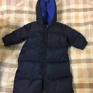 Gap snowsuit 12-18 month